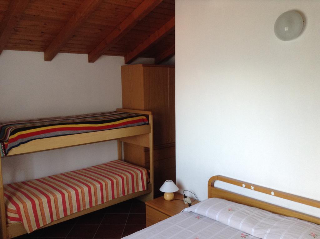 Agriturismo Runchee Vercana Rum bild
