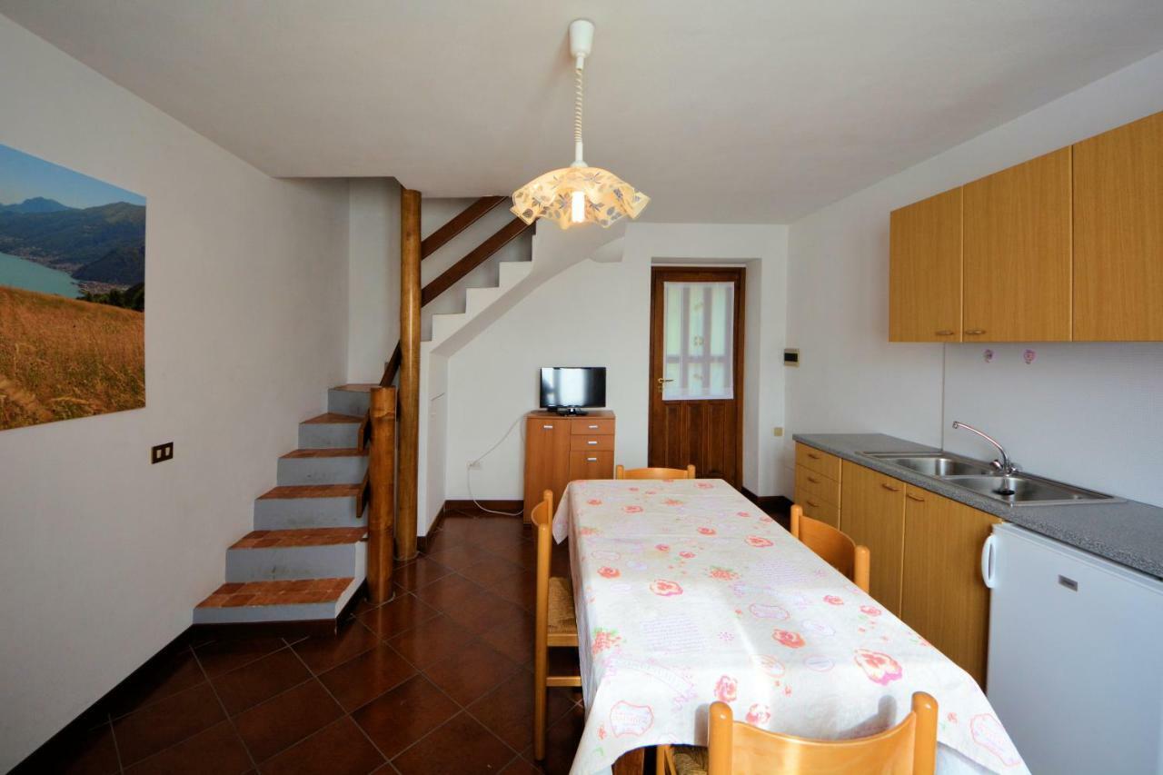 Agriturismo Runchee Vercana Exteriör bild